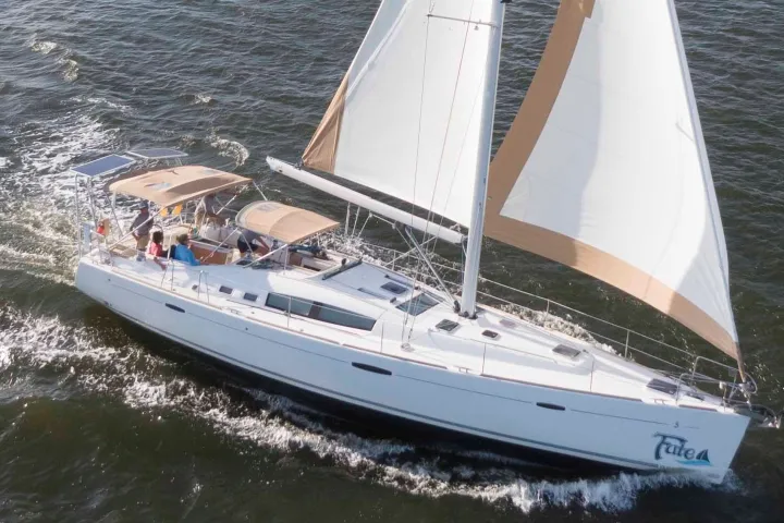 a small boat in a body of water